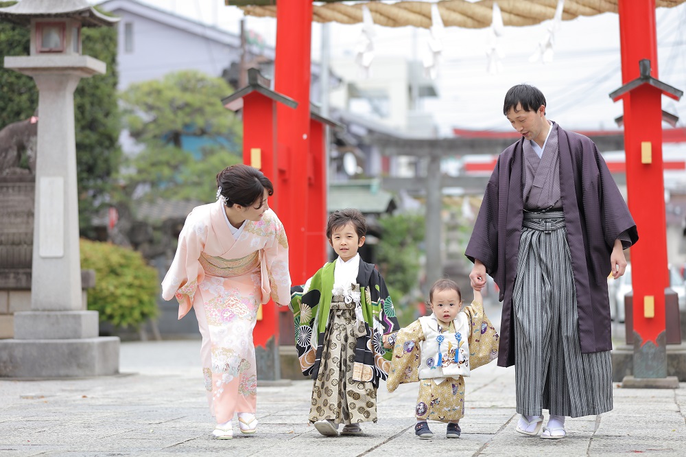 七五三レンタル
着物レンタル
家族写真